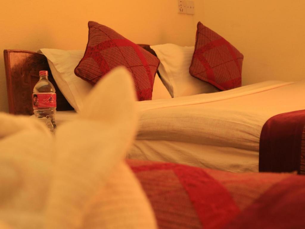 Hotel Royal Image Pokhara Exterior photo