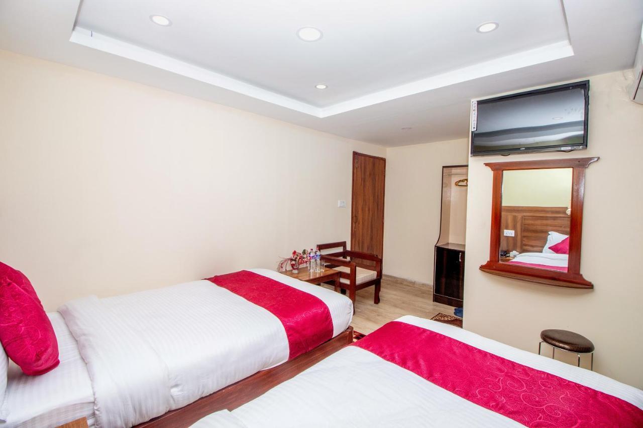 Hotel Royal Image Pokhara Exterior photo